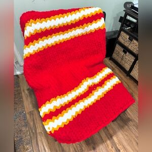 Cozy Game Day Blanket‎